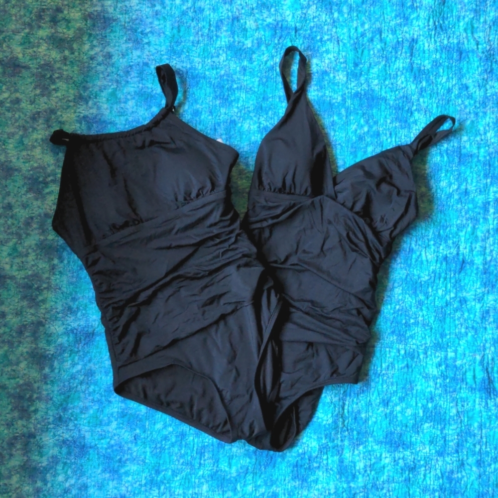 Bundle of 2 Jantzen one pieces